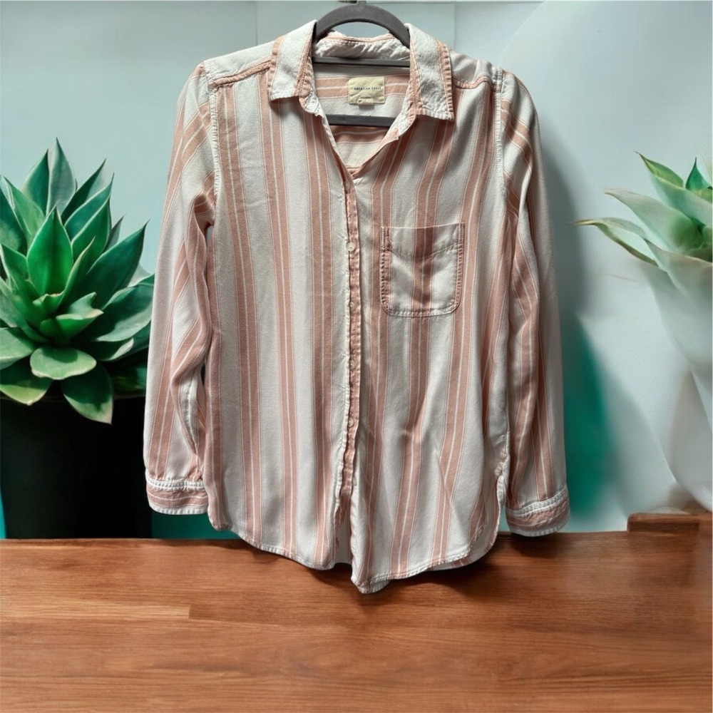 American Eagle Button Down Small - image 1